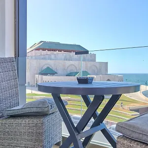 Appartement Sea View B2 - Mosquee Hassan Ii - By Thecasaedition, Casablanca